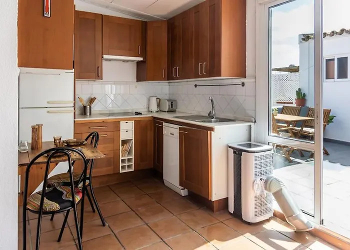 דירה Loft/attic, Sea Views, Private Terrace קדיז